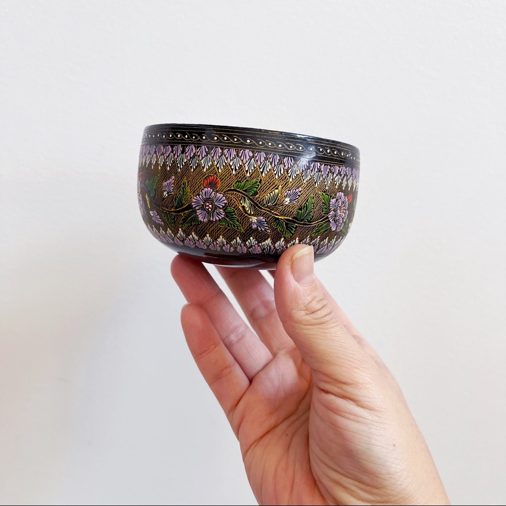 Russian Hand Painted Black Lacquer Purple Floral Gold Accent Trinket Bowl